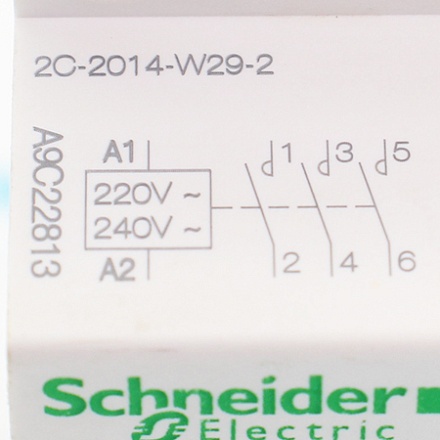 A9C22813 Контактор модульный Schneider Electric