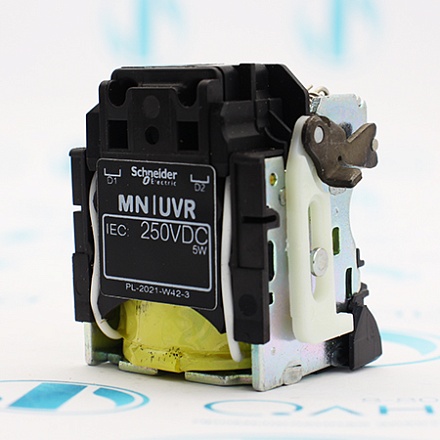 LV429414 Расцепитель минимального напряжения Schneider Electric