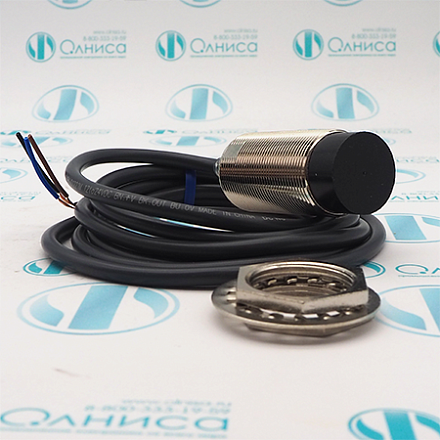 E2A-M30LN30-WP-B1 2M Датчик индуктивный Omron