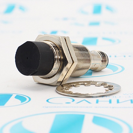 E2B-M18KN16-M1-C1 Датчик индуктивный Omron (б/у)