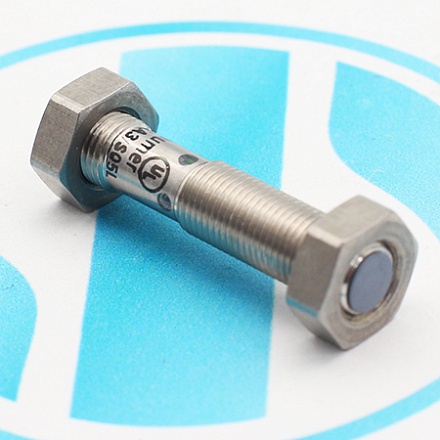 IFRM 05P37A3/S05L Датчик индуктивный Baumer