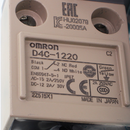 D4C-1220 Выключатель концевой Omron