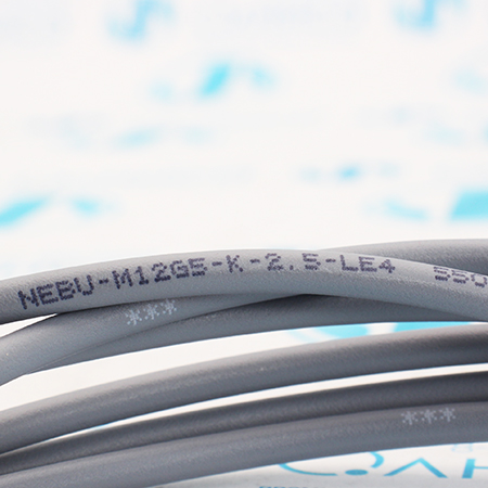 NEBU-M12G5-K-2.5-LE4 Кабель соединительный Festo