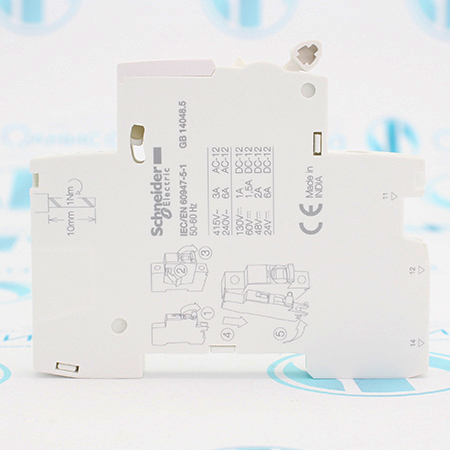 A9A26924 Контакт Schneider Electric