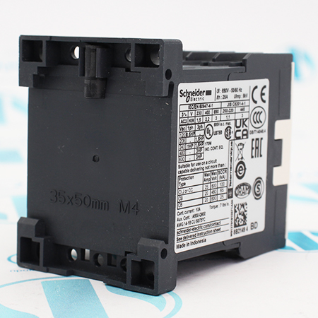 LP1K0601BD Контактор Schneider Electric