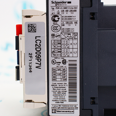 LC2D09P7V Контактор Schneider Electric (с хранения)