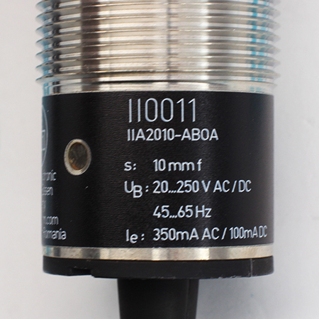 II0011 Датчик индуктивный IFM