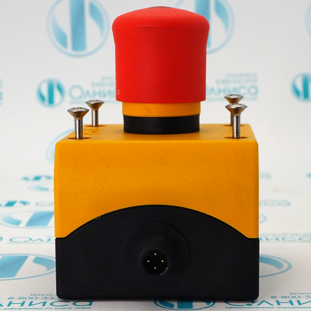 AC010S Кнопка аварийной остановки IFM