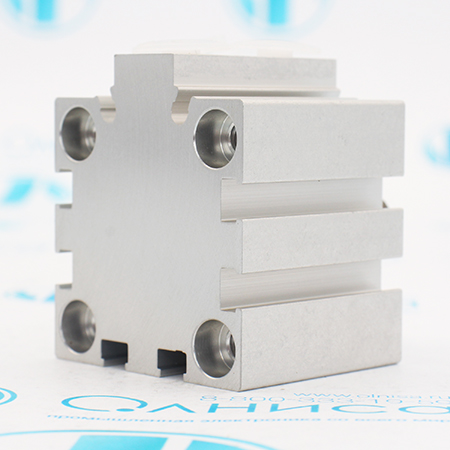 ADVC-32-10-A-P Пневмоцилиндр короткоходовой Festo