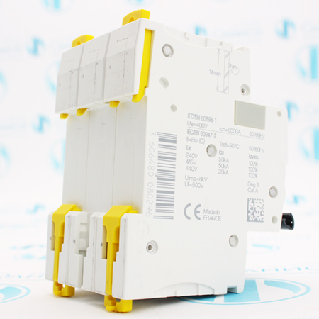 A9F74304 Выключатель автоматический Schneider Electric