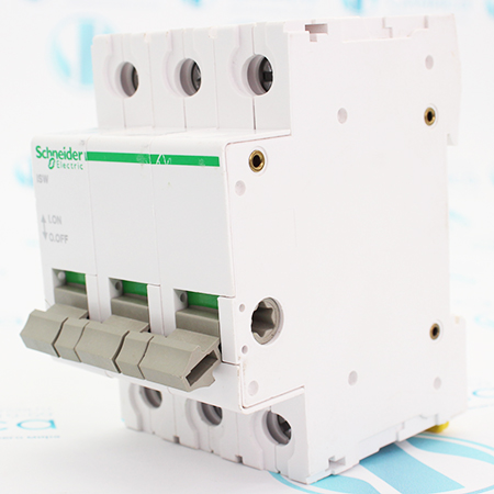 A9S60363 Выключатель нагрузки Schneider Electric