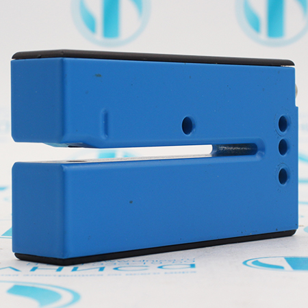 UFN3-70B413 Датчик щелевой Sick (на запчасти)