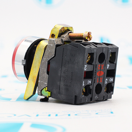 XB4BW34B5 Кнопка с возвратом Schneider Electric