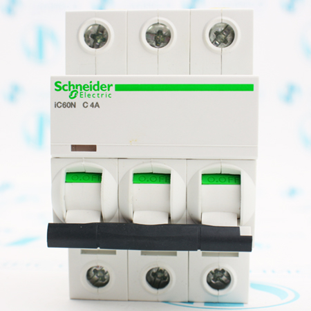 A9F74304 Выключатель автоматический Schneider Electric