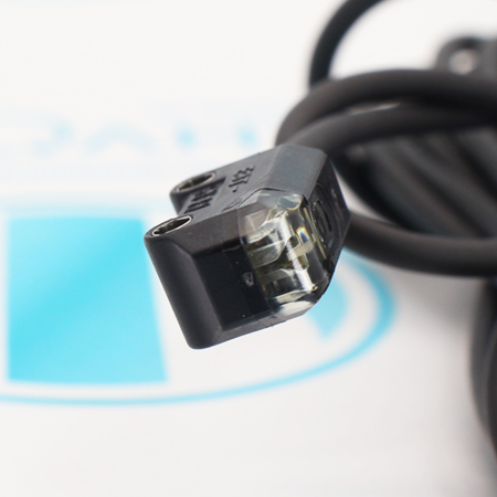 E3T-ST12 2M Датчик оптический Omron