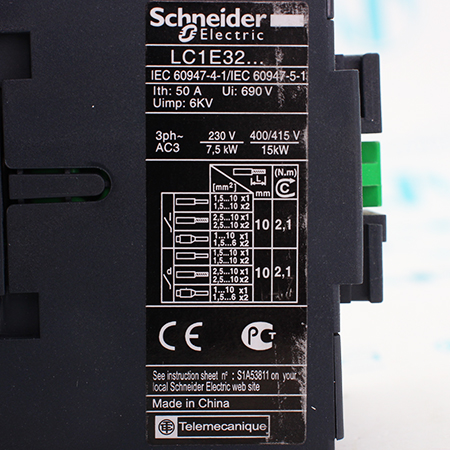 LC1E3210Q5 Контактор Schneider Electric