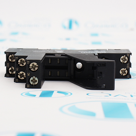 P2RF-08-ESS Колодка для реле Omron