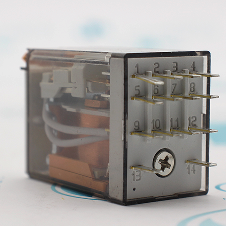 55.34.8.230.0040 Реле Finder