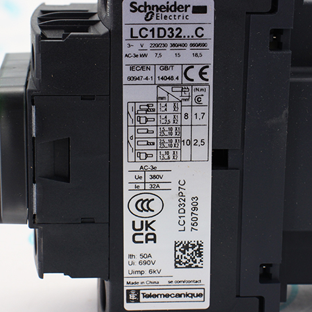 LC1D32P7 Контактор Schneider Electric