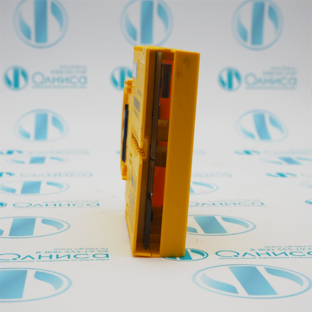 E94AYAB Модуль безопасности Lenze (б/у)