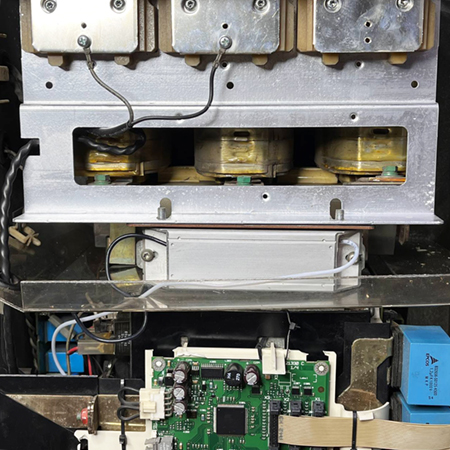 ACS800-04M-0210-3+E210 Модуль силовой ABB (б/у)