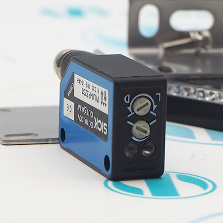 WTB8-P2231 Датчик фотоэлектрический Sick