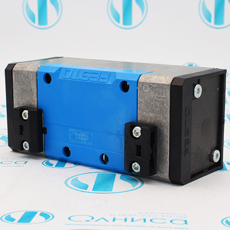 J-5/2-D-3-C Распределитель с пневматическим управлением Festo