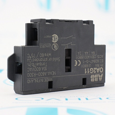 1SCA022379R8100 Контакт дополнительный ABB