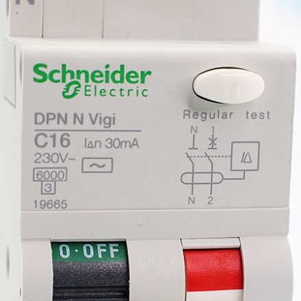 19665 Выключатель дифференциальный Schneider Electric