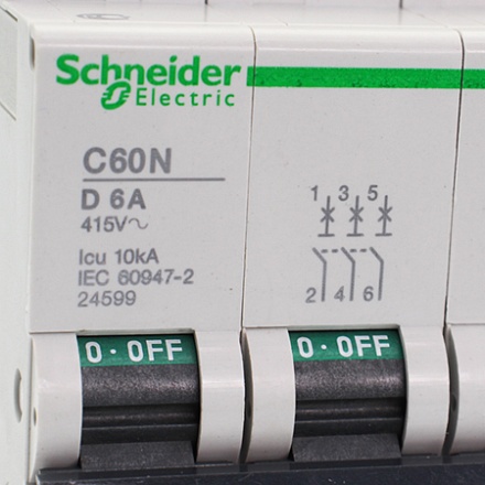 24599 Выключатель автоматический Schneider Electric