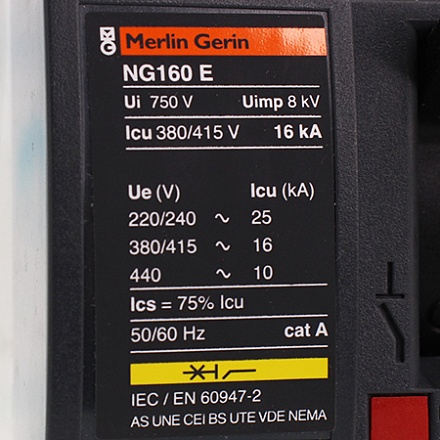 28609 NG160E Выключатель автоматический Schneider Electric/ Merlin Gerin