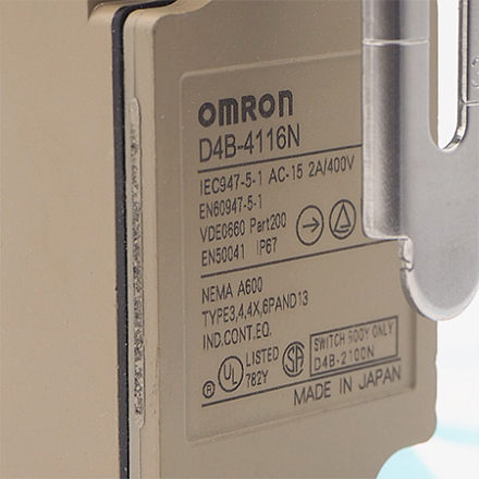 D4B-4116N Выключатель концевой Omron