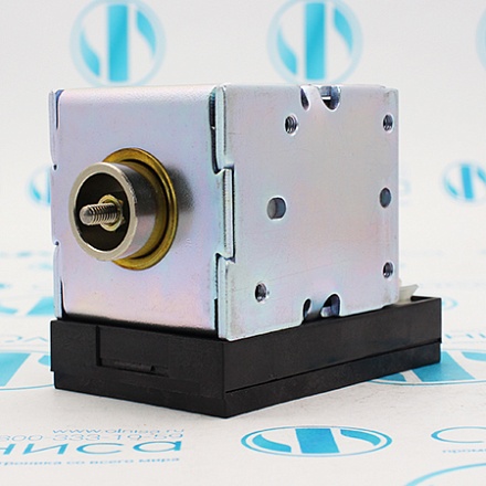 1SDA038292R1 Реле отключения ABB