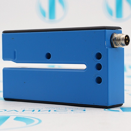 UFN3-70B413 Датчик щелевой Sick (на запчасти)