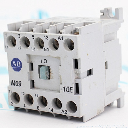 100-M09N*3 Контактор Allen-Bradley (б/у)
