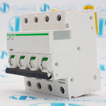 A9F94416 Выключатель автоматический Schneider Electric