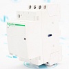 A9C22813 Контактор модульный Schneider Electric