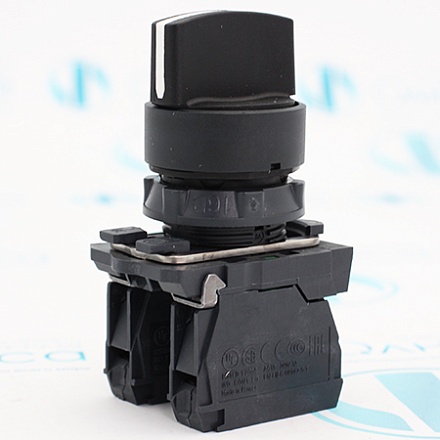 XB5AD33 Переключатель Schneider Electric